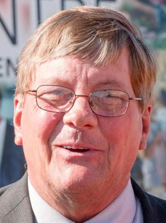 La Vista Mayor Doug Kindig (copy)